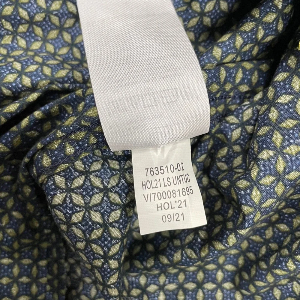 Banana Republic Button Down Shirt Mens XL Tall Green Geometric Untucked Fit NWT